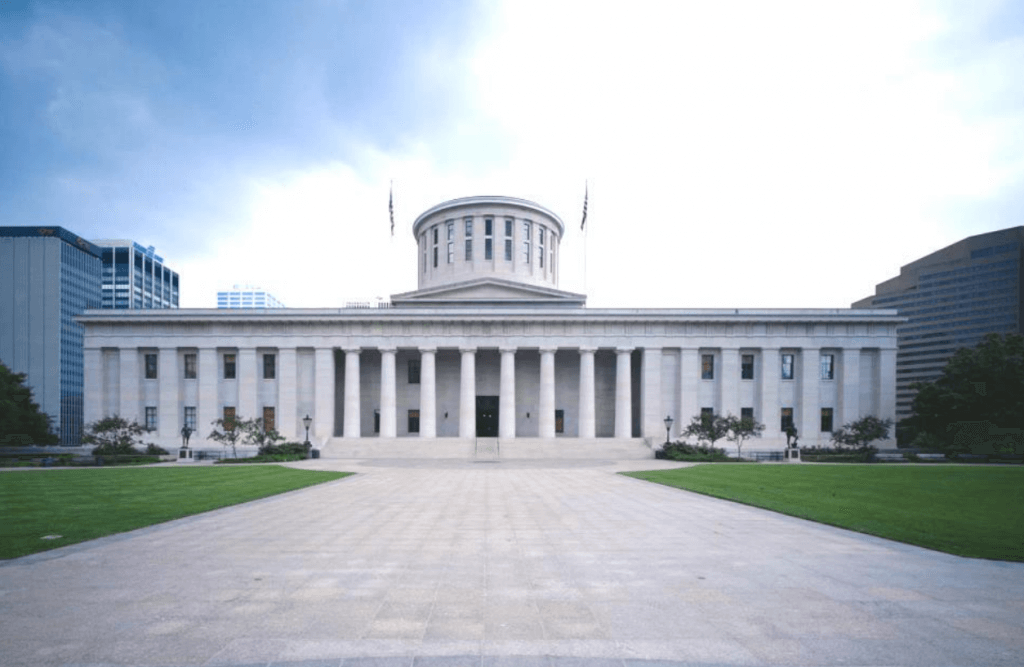 Los efectos económicos, fiscales y sociales de la ley de sueldos prevaleciente de Ohio